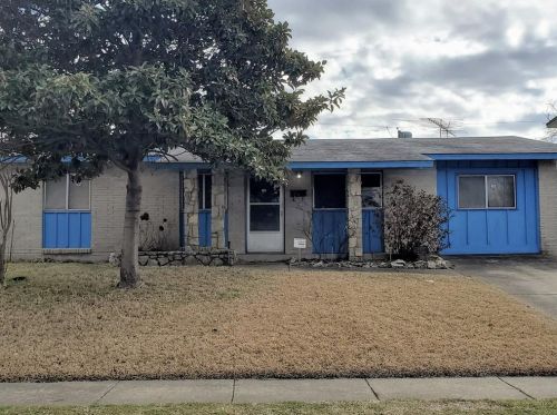 3614 Edgewood Dr, Garland, TX 75042-7093