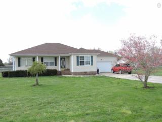 306 Boone Dr, Manchester, TN 37355-7820