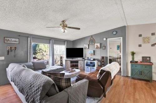 1657 Old Whitestone Rd, White Stone, GA 30175-2758
