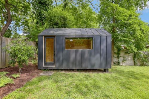 1102 Hawthorne St, Atlanta GA  30307-2609 exterior