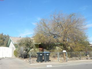 118 Metropolitan Dr, Henderson NV  89015-6111 exterior