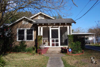 704 Suthon Ave, Houma, LA 70364-3244
