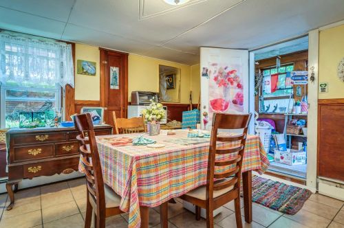 11 Ash St, Somersworth, NH 03878-4411