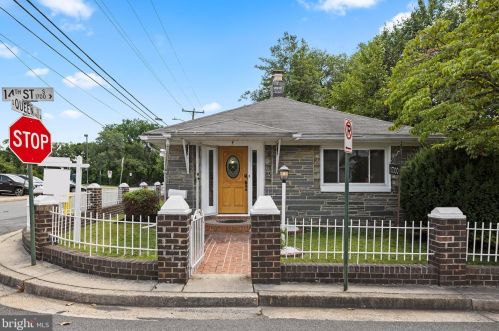 1700 14th St, Arlington VA  22209-2941 exterior