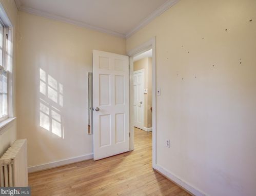 12500 Meadowood Dr, Silver Spring MD 20904-2928 exterior