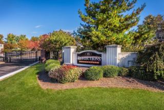 7999 Silverleaf Dr, Indianapolis IN  46260-2655 exterior