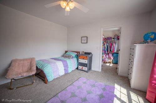 937 Hamilton Dr, Sycamore IL  60178-9522 exterior