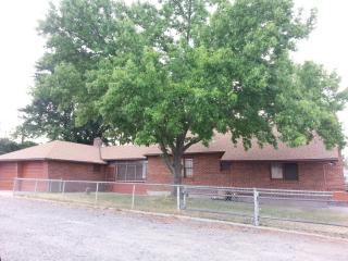 6 Carmichael Dr, Kennewick, WA 99336-5590