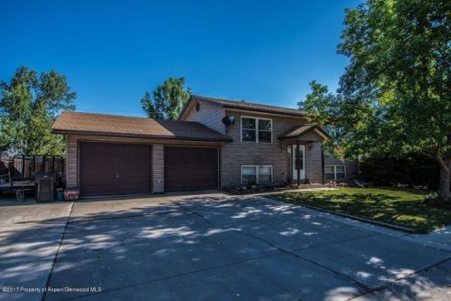 1925 2nd St, Craig, CO 81625-3503
