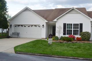 3634 Rising River Ln, Greensboro, NC 27409-8957