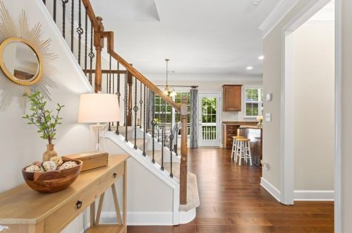 2273 Limehurst Dr, Atlanta GA  30319-5725 exterior