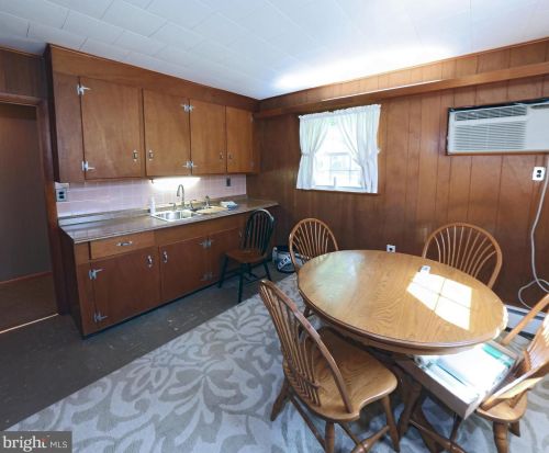 25 Roosevelt Blvd, Lancaster PA  17601-4039 exterior