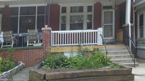 1719 State St, Harrisburg, PA 17103-1550