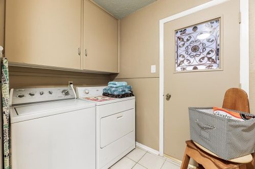 702 Timber Cv Dr, Taylor Lake Village TX 77586-4617 exterior