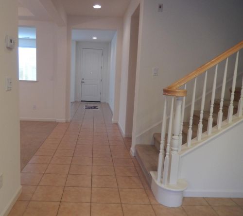58 Carrick Dr, Hayward, CA 94542-7910