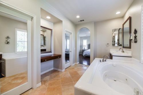 59 Winding Way, Irvine CA 92620-3415 exterior