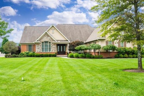701 Grand Wood Ct, Springboro OH  45066-8465 exterior