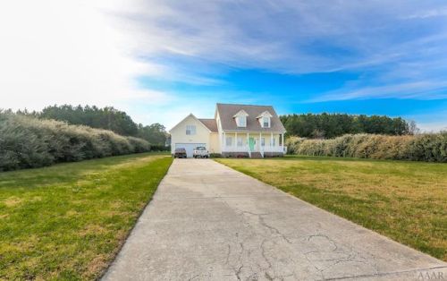 114 Copeland Dr, Moyock, NC 27958-9281