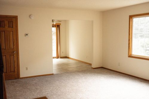 1656 Donald Ct, Saint Paul MN  55121-1753 exterior