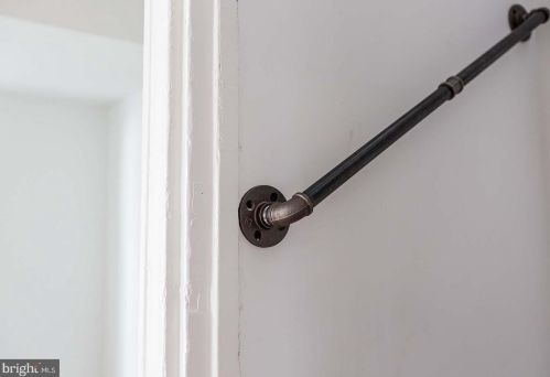 535 Strawberry St, Lancaster PA  17602-4466 exterior