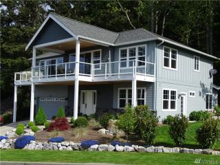 101 Sea Pines Ln, Bellingham, WA 98229-9363