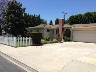 9941 Stonybrook Dr, Anaheim, CA 92804-4205