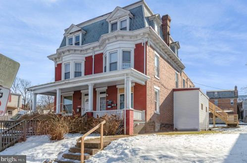 1847 State St, Harrisburg, PA 17103-1551