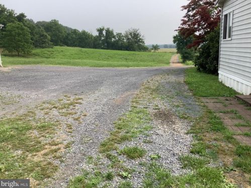 245 Gladiator Way, Hedgesville WV 25427-6578 exterior