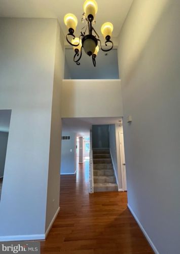 7021 Garden Walk, Columbia, MD 21044-4902