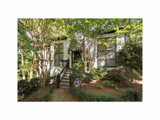32 Greenland Trce, Atlanta GA  30342-2088 exterior
