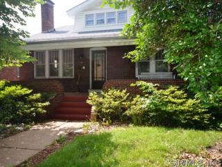 115 41st St, Belleville, IL 62226-5830