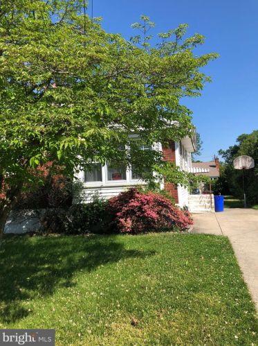 445 Chester Ave, Gloucester, NJ 08031-1453