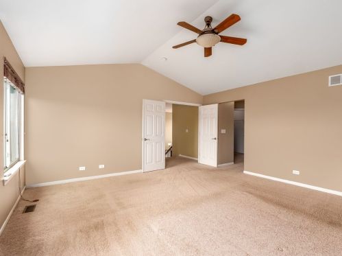 722 James Dr, Pingree Grove IL  60140-8291 exterior