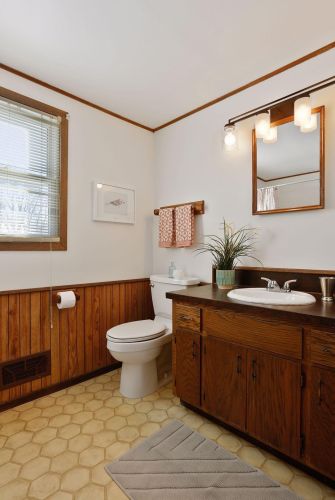 15465 Dresden Trl, Saint Paul MN  55124-6898 exterior