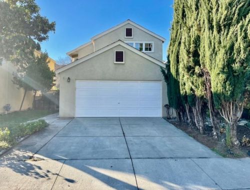 8893 Carnation Ln, Gilroy, CA 95020-7522