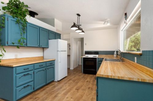 12029 Pine Cone Cir, Grass Valley, CA 95945-8722