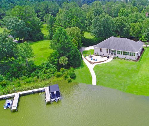1 Green Lake Dr, Foreston, SC 29102-9087