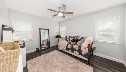 818 9th Ave, Upland CA  91786-4001 exterior