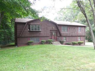 399 Dogwood Rd, Orange, CT 06477-2610