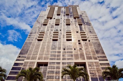 600 Queen St, Honolulu HI 96813-5115 exterior