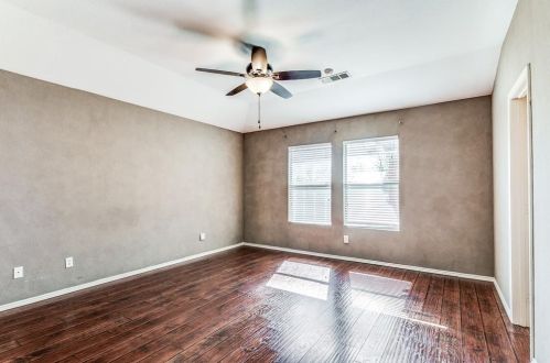 717 Kentucky Derby Ln, Fort Worth TX  76179-7317 exterior