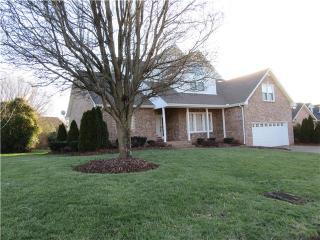 818 Templeton Ln, Murfreesboro, TN 37130-1404