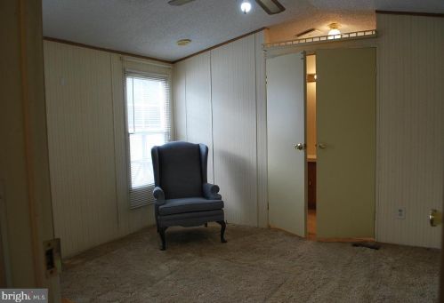 38 Hathaway Dr, Carlisle PA 17015-8892 exterior