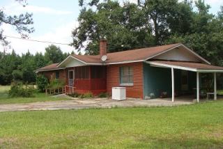 200 Pine Ln, Sandersville, GA 31082-4052