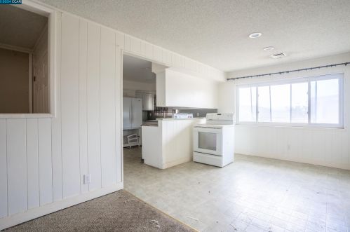 2805 Grant St, Concord CA  94520-4653 exterior