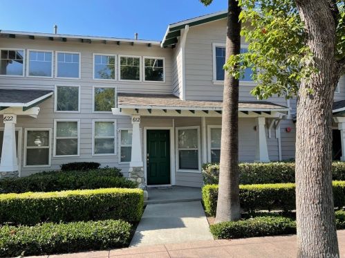 612 Center St, Anaheim, CA 92805-3291