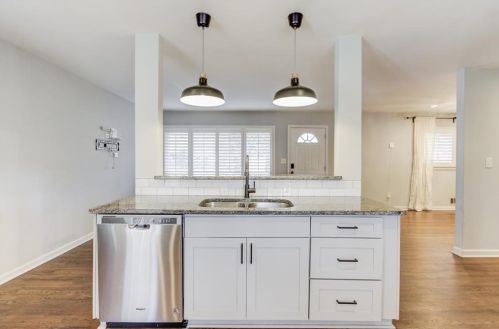 2192 Dering Cir, Atlanta GA  30345-1616 exterior