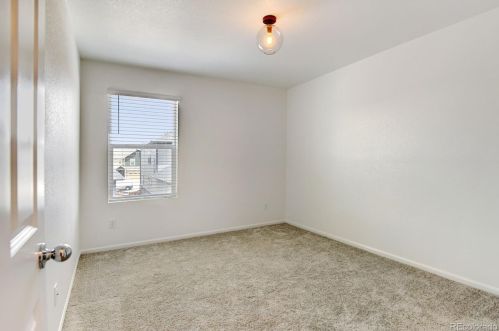 21543 59th Pl, Denver CO  80019-6614 exterior