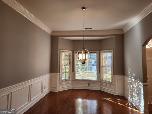 7230 Waters Edge Dr, Stone Mountain GA  30087-5324 exterior
