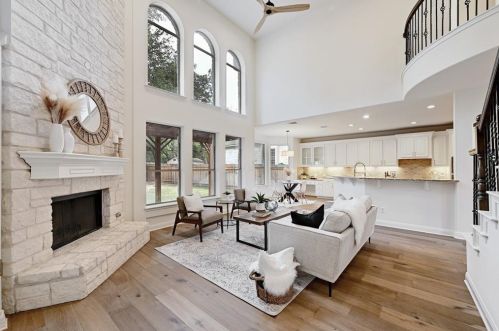 11112 Claro Vista Cv, Austin TX  78739-1917 exterior